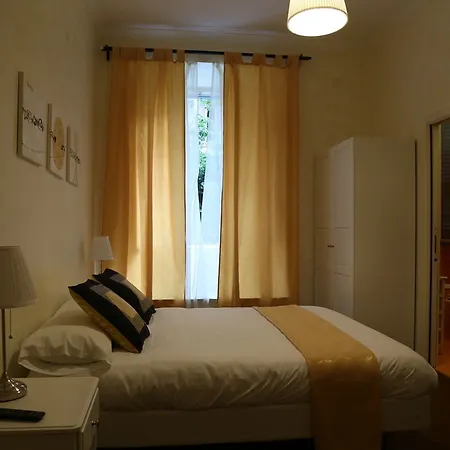 Dhome Nocleg ze śniadaniem Rzym