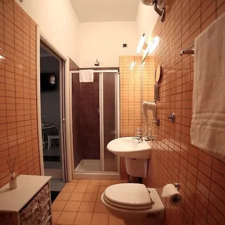 Dhome Bed & Breakfast 4*