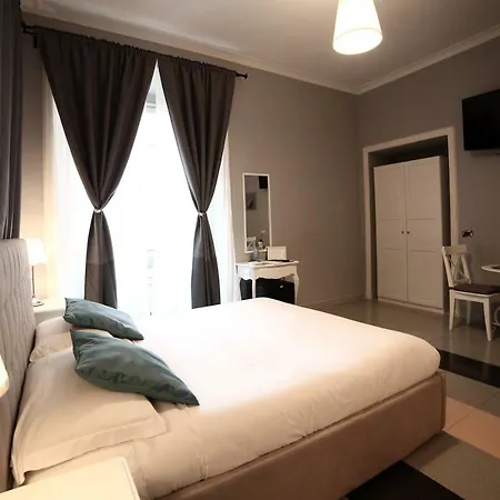 Dhome 4*