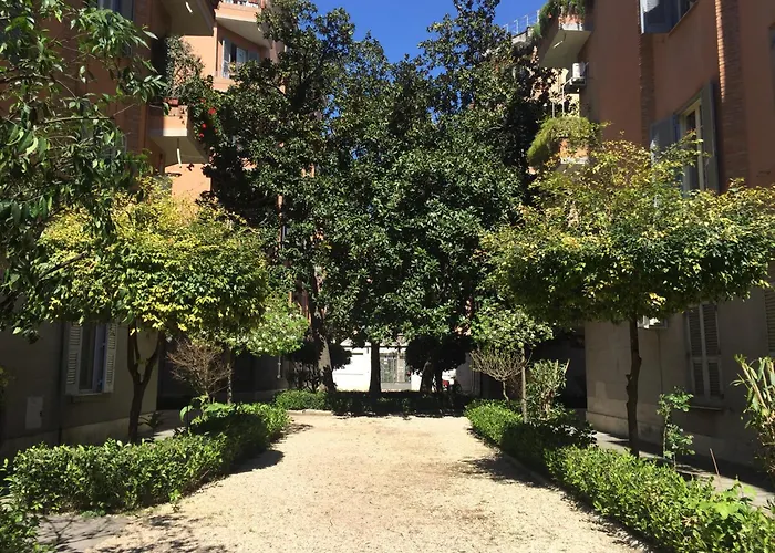 Dhome Bed and Breakfast 4*