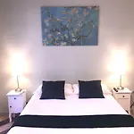Dhome Bed and breakfast 4*
